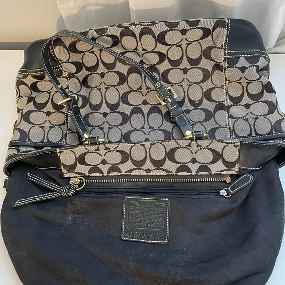 Coach Monogram Poppy Black and Tan Signature Tote Bag - Picture 3 of 12